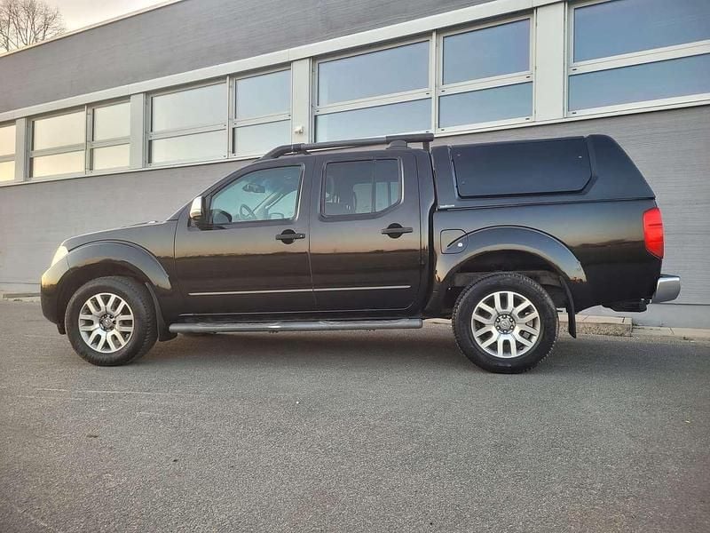Gebraucht Nissan Navara 190 PS (139 kW) 2011 Black (m) Pickup