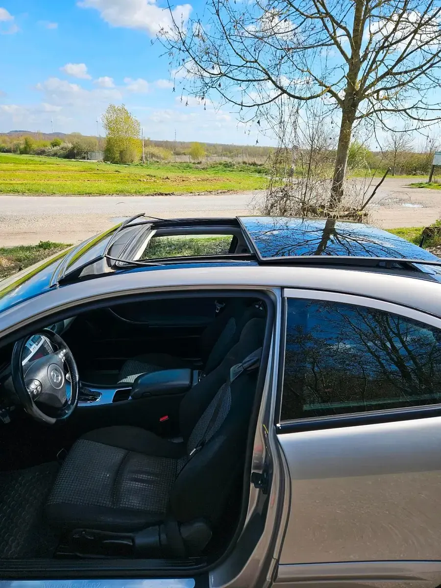 Gebraucht Mercedes C200 122 PS (89 kW) 2007 Silber Coupé