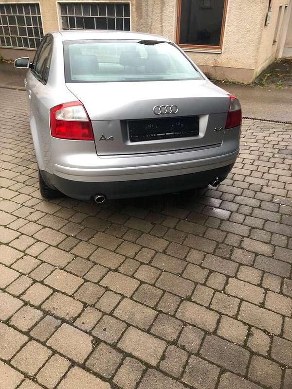 Gebraucht Audi A4 170 PS (125 kW) 2002 Silber Limousine