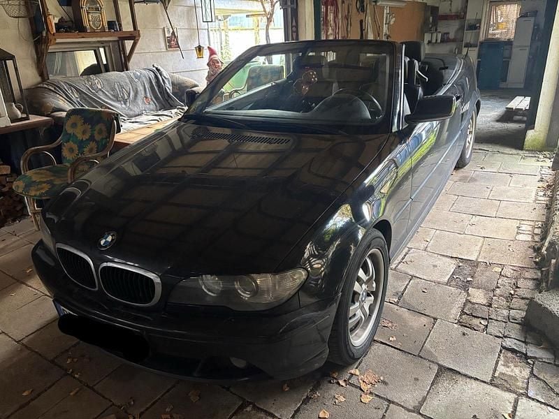 Schwarz Gebraucht 2003 BMW 320 Cabriolet Cabrio | 2.650 € (Superpreis) - Bild 1/4