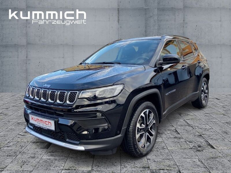 Solid black (schwarz) Gebraucht 2022 Jeep Compass Limited SUV | 28.990 € (Fairer Preis) - Bild 1/4