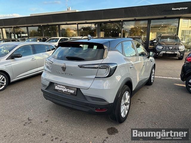 Second-hand Renault Captur Evolution 158 CP (116 kW) 2025 Gri SUV
