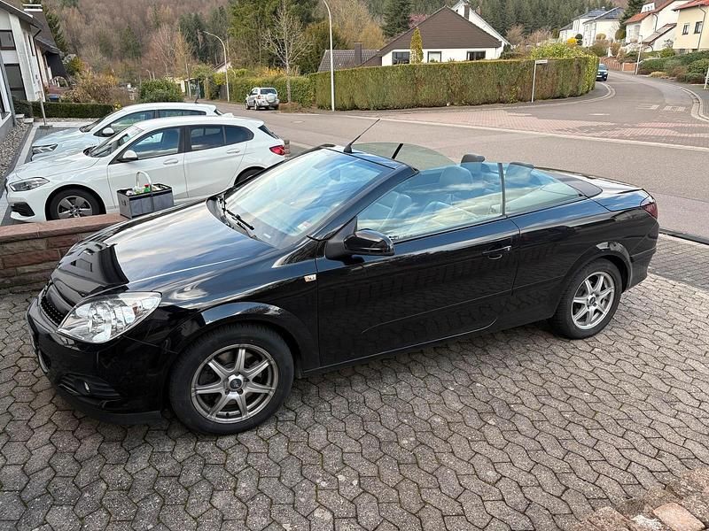 Gebraucht Opel Astra Cabriolet 200 PS (147 kW) 2008 Schwarz Cabrio