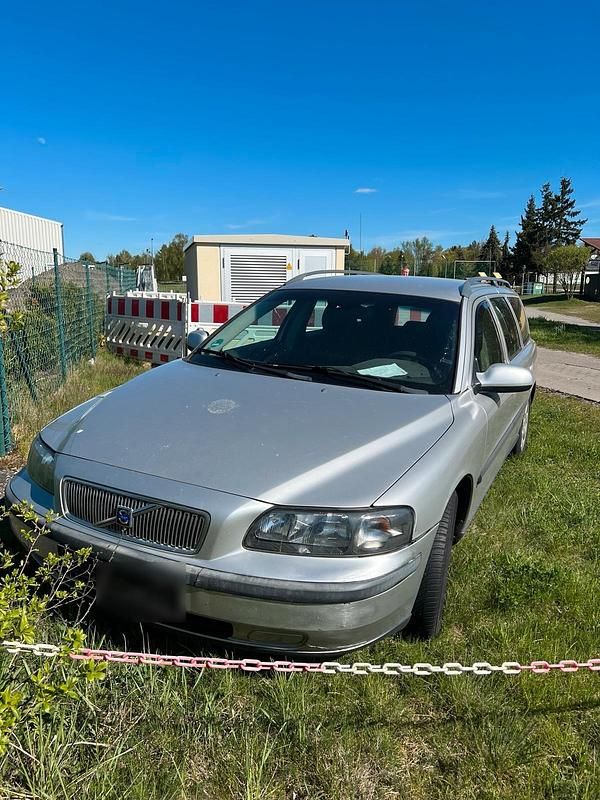Gebraucht Volvo V70 140 PS (102 kW) 2001 Silber Kombi