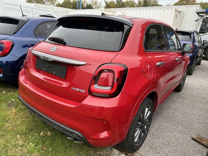 Gebraucht Fiat 500X Basis 131 PS (96 kW) 2024 Rot SUV