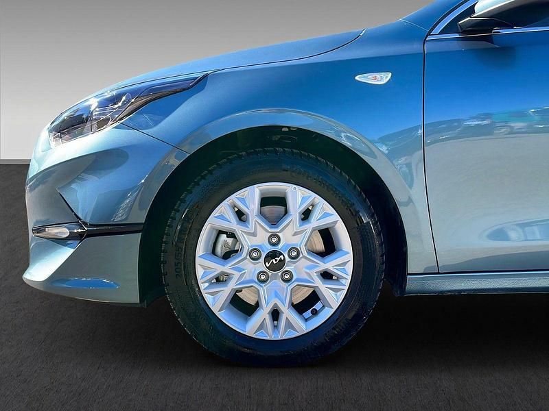 Gebraucht Kia Ceed Vision 140 PS (102 kW) 2024 Grau Kleinwagen