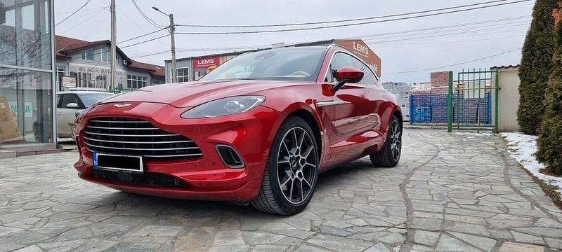 Gebraucht Aston Martin DBX 551 PS (405 kW) 2021 Rot SUV