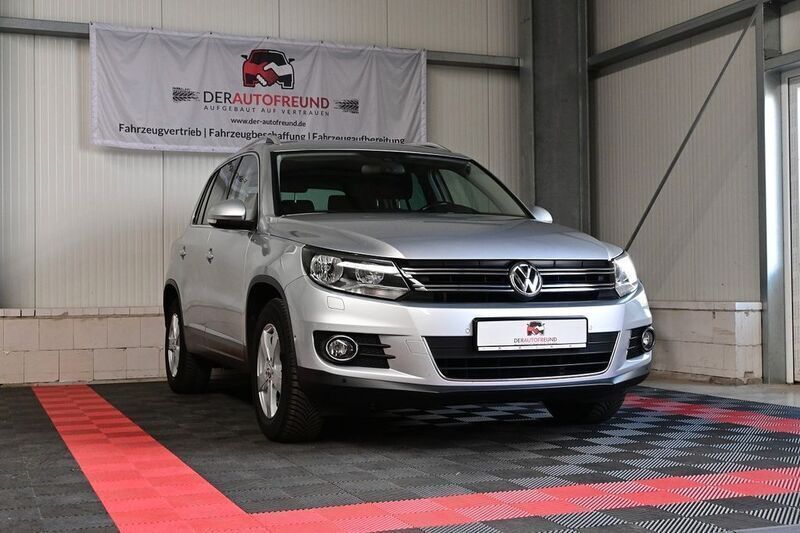 Silber Gebraucht 2014 VW Tiguan Sportline SUV | 11.990 € (Fairer Preis) - Bild 1/4