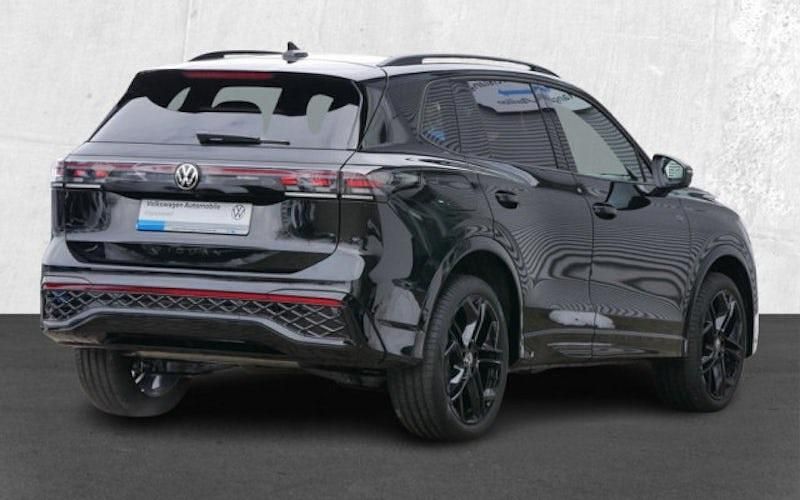 Neu VW Tiguan R-line 204 PS (150 kW) 2026 Schwarz SUV