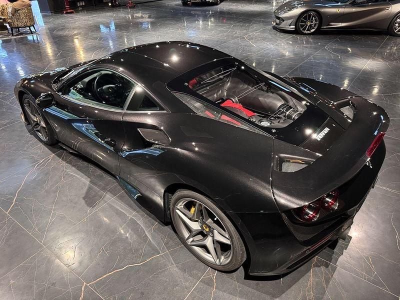 Gebraucht Ferrari F8 721 PS (530 kW) 2021 Schwarz Coupé