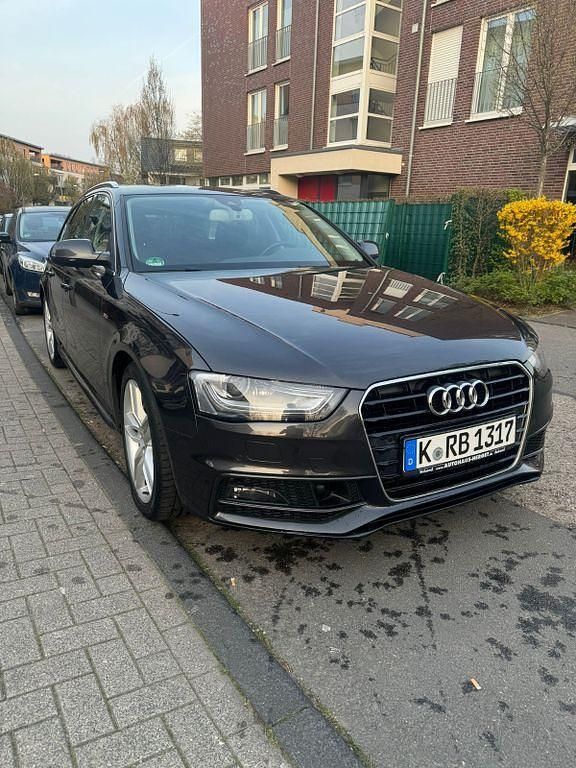 Gebraucht Audi A4 S-Line 204 PS (150 kW) 2012 Schwarz Kombi