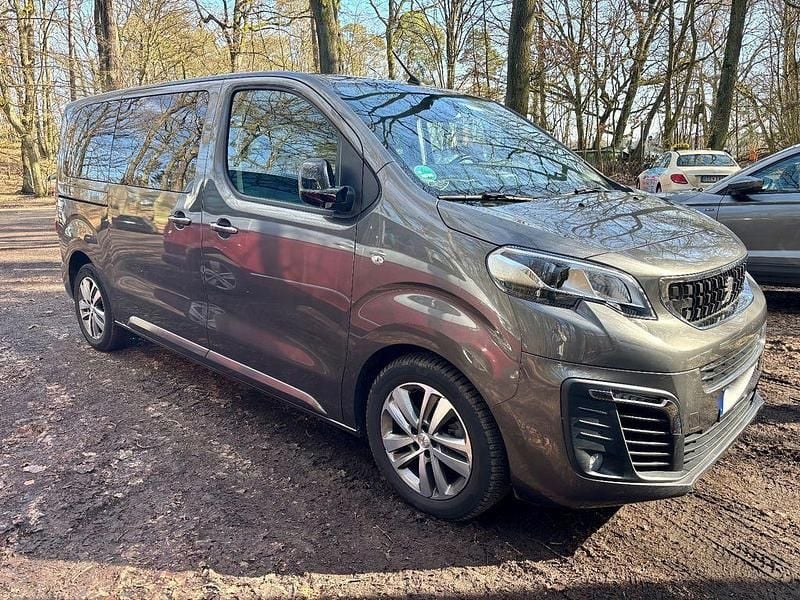 Gebraucht Peugeot Traveller Allure 177 PS (130 kW) 2022 Schwarz Van / Kleinbus