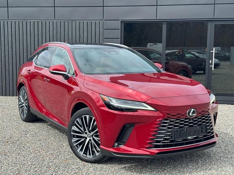Gebraucht Lexus RX450h+ E-FOUR Executive Line 185 PS (136 kW) 2023 Rot SUV