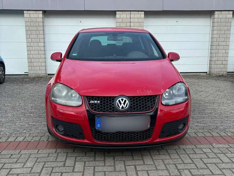 Rot Gebraucht 2005 VW Golf V GTI Limousine | 3.800 € (Fairer Preis) - Bild 1/4
