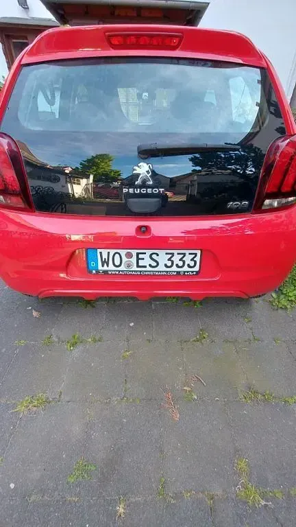 Gebraucht Peugeot 108 69 PS (50 kW) 2017 Rot Limousine