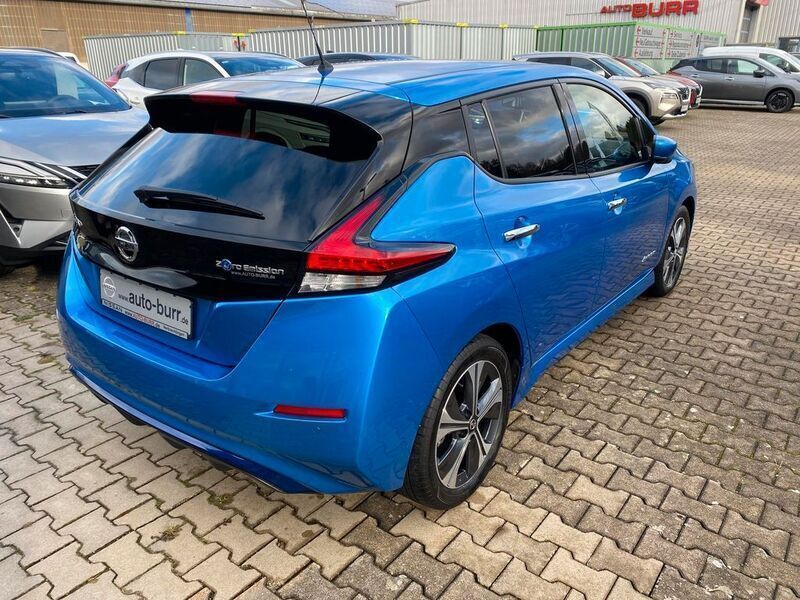 Gebraucht Nissan Leaf N-Connecta 110 kW (150 PS) 2019 Blau Kleinwagen