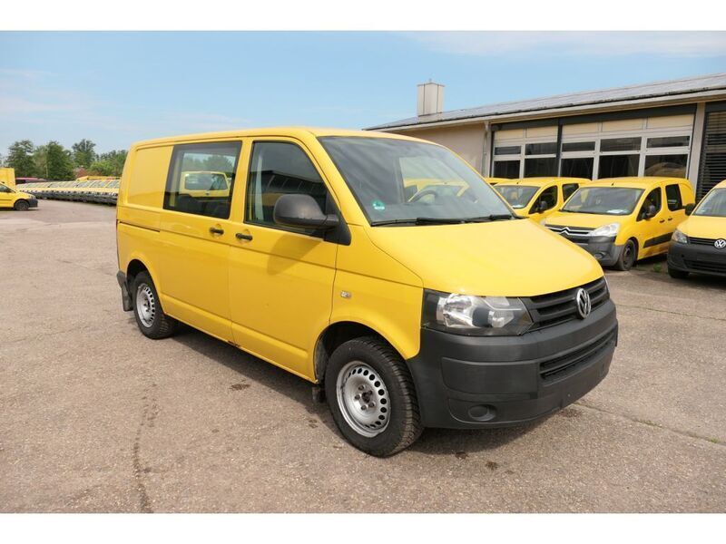 Gebraucht VW T5 84 PS (61 kW) 2014 Ginstergelb r1032 Van