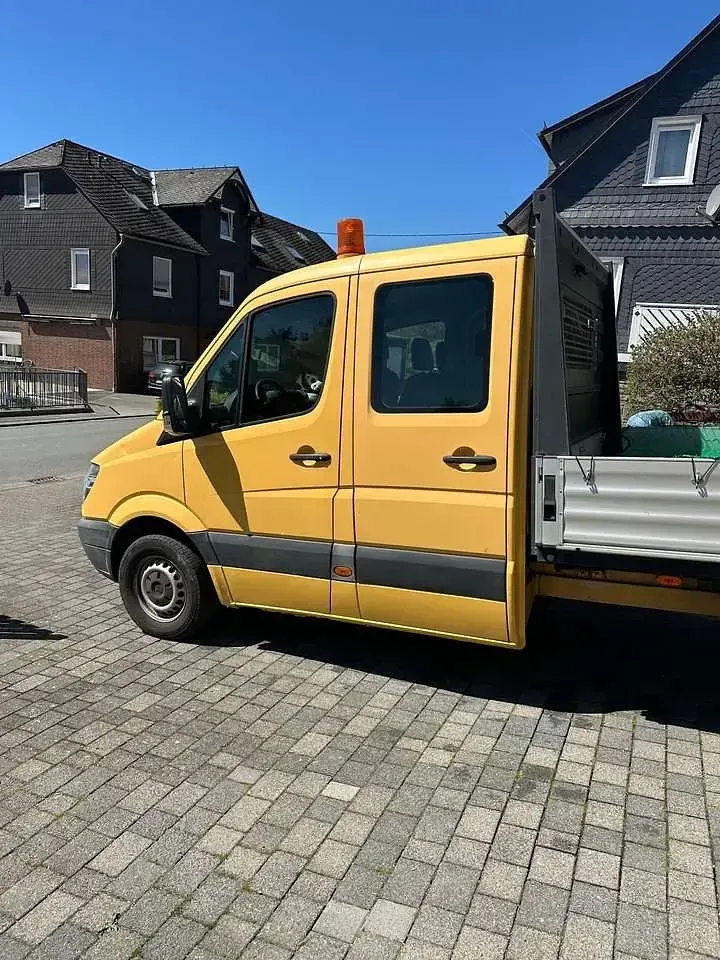 Usado Mercedes Sprinter 129 HP (94 kW) 2007 Amarelo Van
