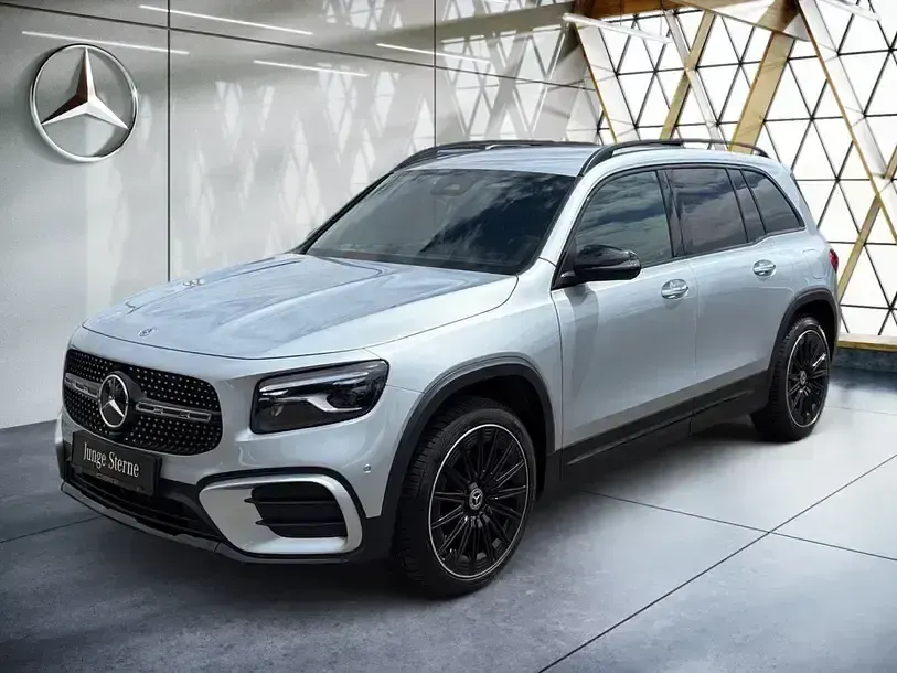 Gebraucht Mercedes GLB200 AMG 150 PS (110 kW) 2025 Silber SUV