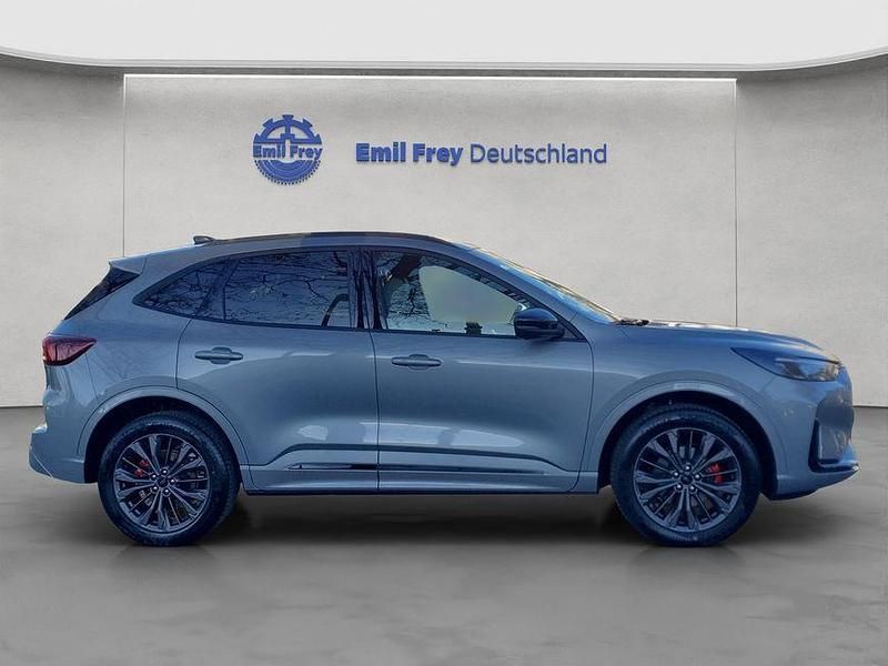 Gebraucht Ford Kuga 152 PS (111 kW) 2026 Silber SUV