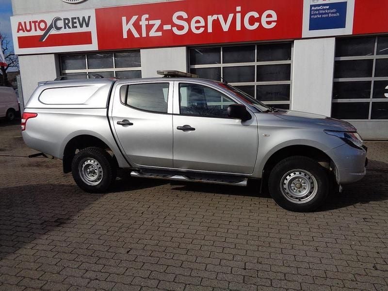 Gebraucht Mitsubishi L200 154 PS (113 kW) 2016 Silber Pickup
