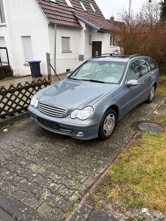 Gebraucht Mercedes C180 Elegance 143 PS (105 kW) 2004 Silber Limousine