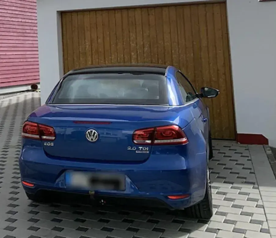 Gebraucht VW Eos Exclusive 140 PS (102 kW) 2013 Blau Cabrio