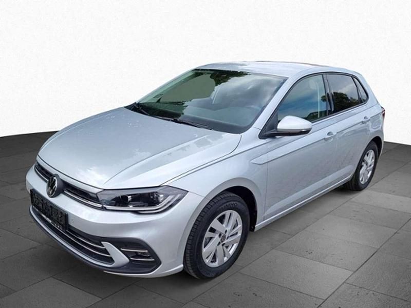 Gebraucht VW Polo IQ Drive 95 PS (69 kW) 2024 Silber Limousine