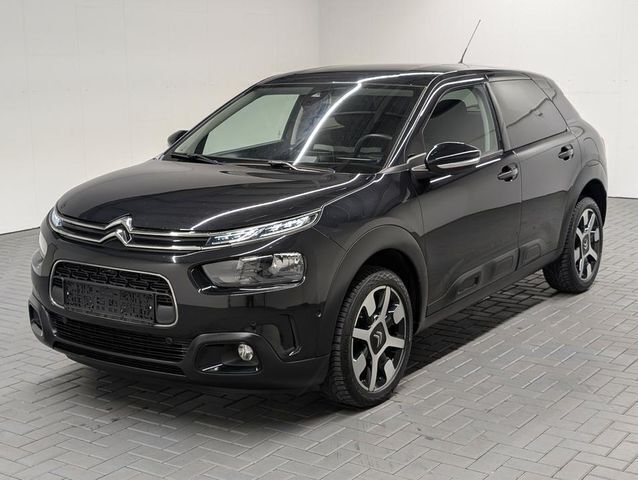 Schwarz (obsidienschwarzmet.) Gebraucht 2021 Citroën C4 Cactus Shine Kleinwagen | 14.480 € (Etwas zu teuer) - Bild 1/4
