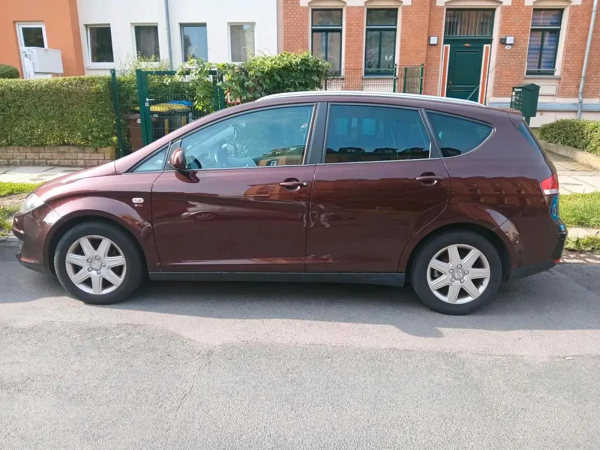 Gebraucht Seat Altea XL 140 PS (102 kW) 2008 Rot Van / Kleinbus