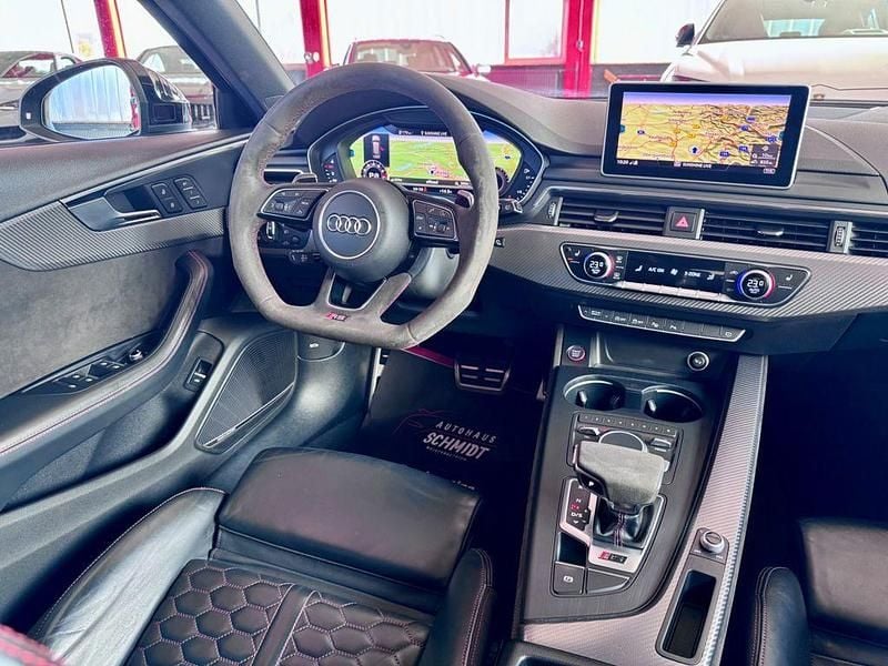 Second-hand Audi RS4 Sport 450 CP (330 kW) 2019 Negru Break
