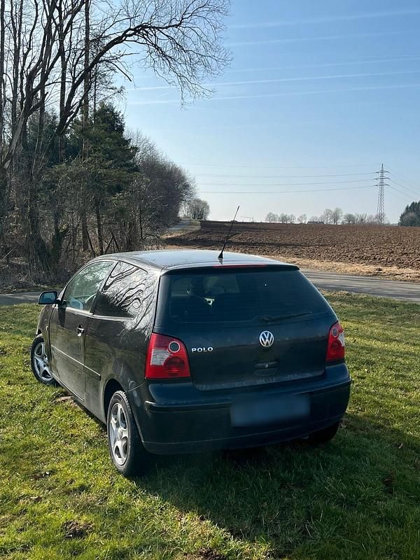 Gebraucht VW Polo 101 PS (74 kW) 2002 Schwarz Kleinwagen