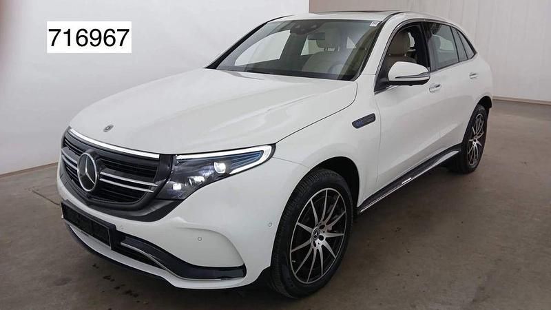 Weiß Gebraucht 2021 Mercedes EQC400 AMG line SUV | 36.750 € (Fairer Preis) - Bild 1/4