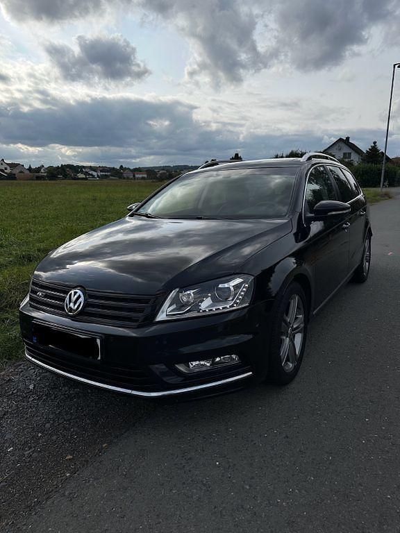 Gebraucht VW Passat R-line 177 PS (130 kW) 2014 Schwarz Kombi