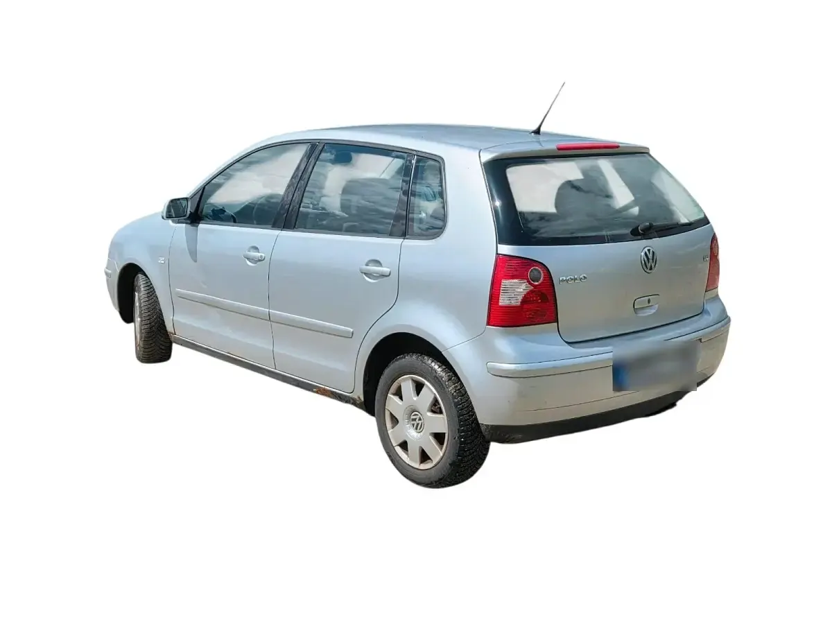 Używany VW Polo 75 KM (55 kW) 2002 Srebrny Hatchback
