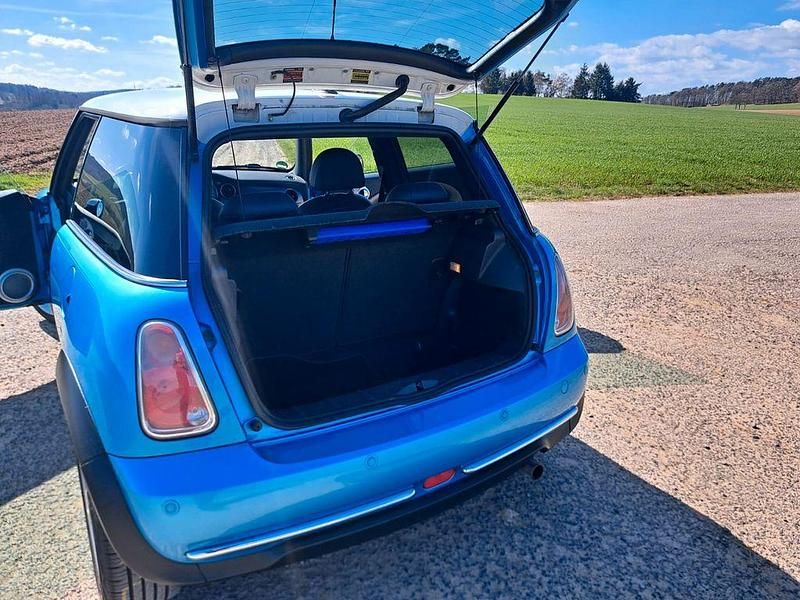 Second-hand Mini Cooper 116 CP (85 kW) 2005 Albastru Hatchback