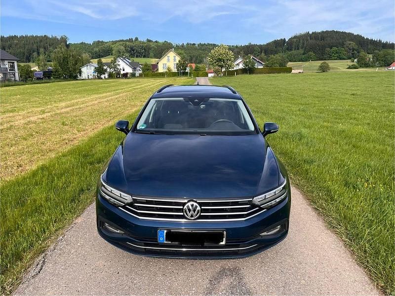 Gebraucht VW Passat Business 150 PS (110 kW) 2020 Kombi
