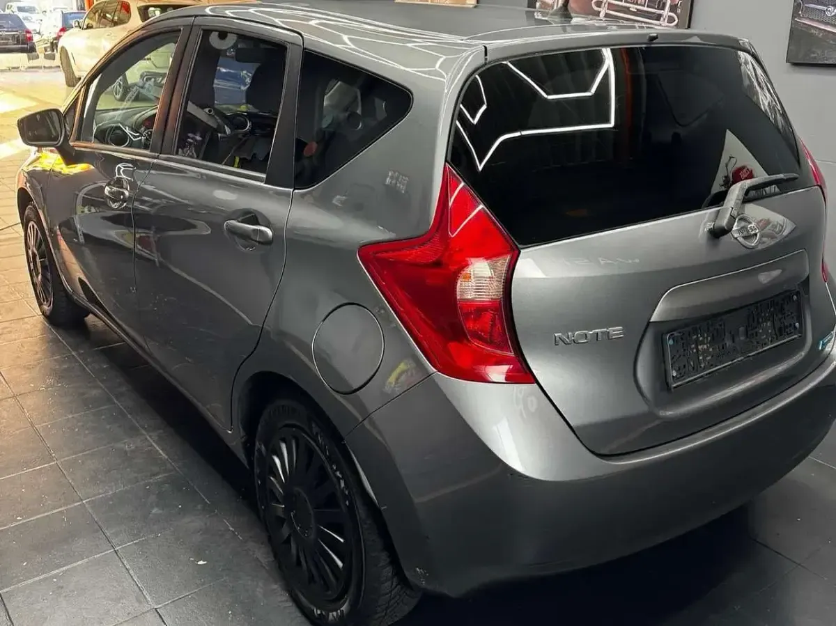 Second-hand Nissan Note Acenta 80 CP (58 kW) 2014 Gri Hatchback