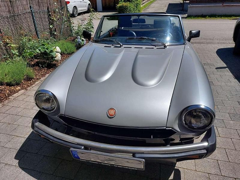 Silber Gebraucht 1979 Fiat 124 Spider Cabrio | 8.750 € - Bild 1/4
