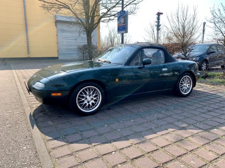Grün Gebraucht 1997 Mazda MX5 Cabrio | 8.900 € (Guter Preis) - Bild 1/4