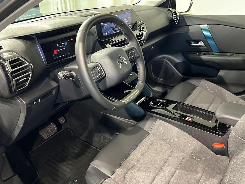 Gebraucht Citroën e-C4 Feel 100 kW (136 PS) 2023 Blau Limousine