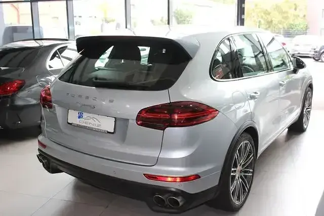 Gebraucht Porsche Cayenne S Sport 420 PS (308 kW) 2014 Silber SUV