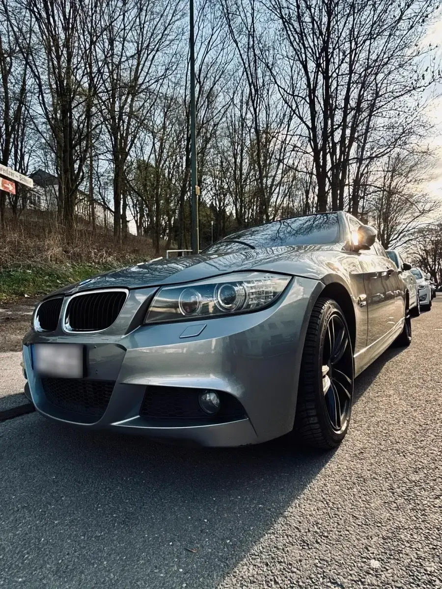 Używany BMW 320 177 KM (130 kW) 2009 Szary Kombi