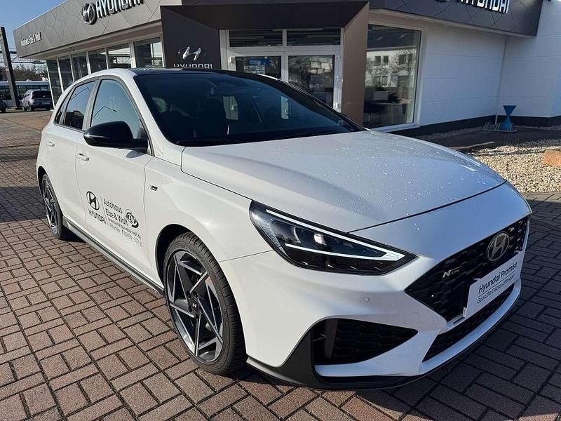 Gebraucht Hyundai i30 N Line 140 PS (102 kW) 2025 Atlas white Limousine