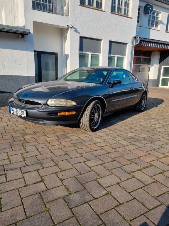 Grau Gebraucht 1996 Buick Riviera Coupé | 5.000 € - Bild 1/4