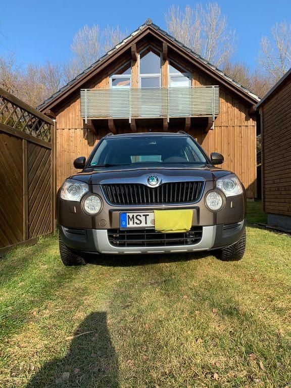 Gebraucht Skoda Yeti Elegance 110 PS (80 kW) 2012 Braun SUV