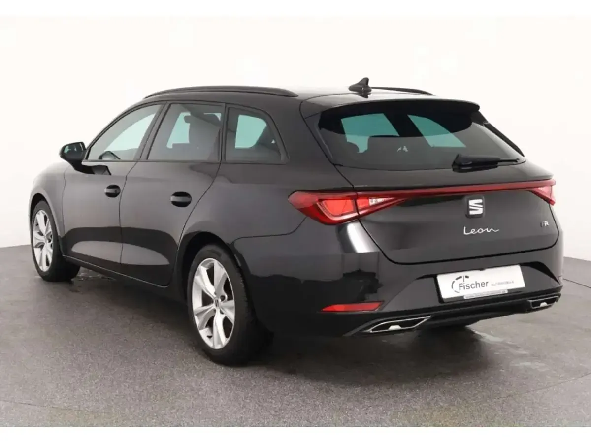 Gebraucht Seat Leon FR 150 PS (110 kW) 2025 Midnight schwarz Kombi