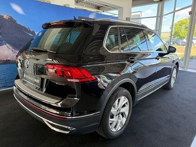 Gebraucht VW Tiguan Elegance 190 PS (139 kW) 2021 Schwarz SUV