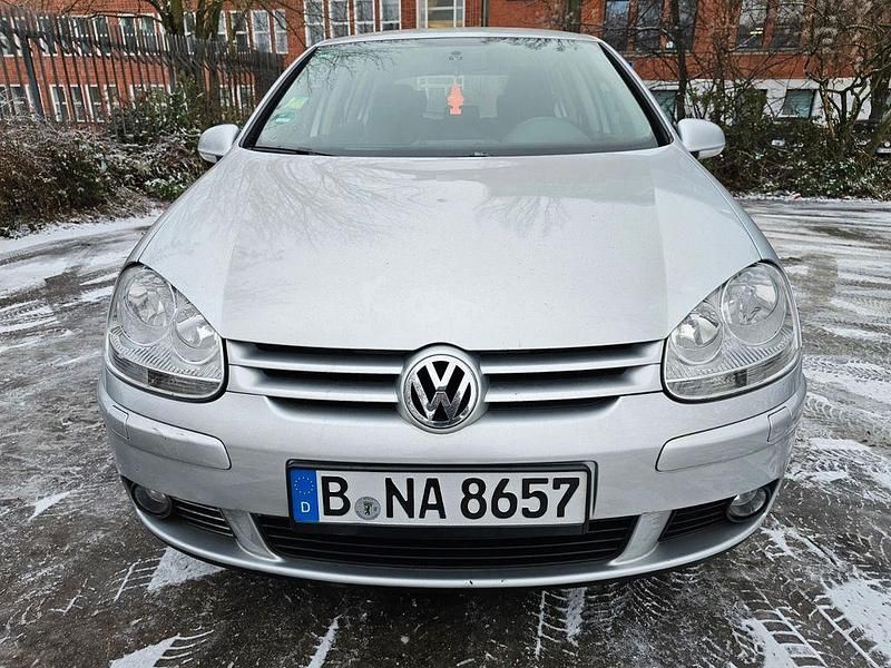 Gebraucht VW Golf V 80 PS (58 kW) 2007 Silber Limousine