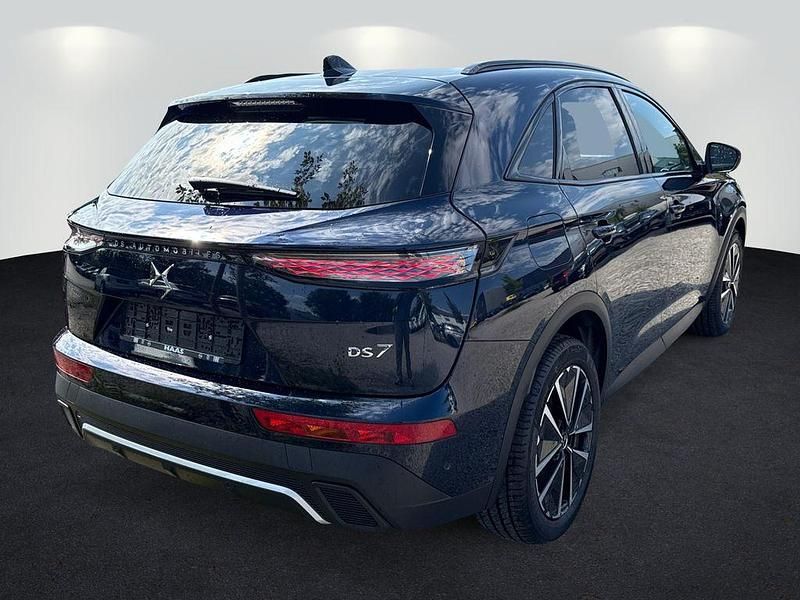 Neu DS Automobiles DS7 Crossback 131 PS (96 kW) 2025 Blau/metallic klarlack SUV
